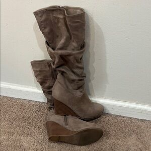 Women's Slouchy Wedge Boots
